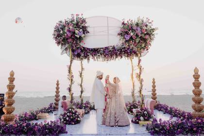 Mandap and Floral detail — Wedding decor — Planet Hollywood